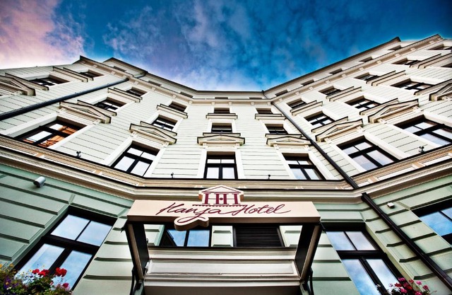 Hotel 