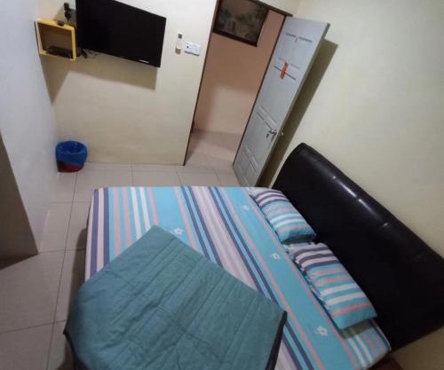 HAPPY HOMESTAY Lukut