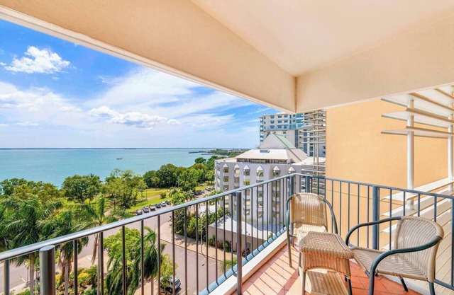 Harbourfront Living with Views to Write Home About