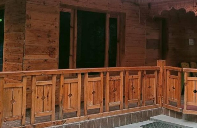 Harsil apple homestay