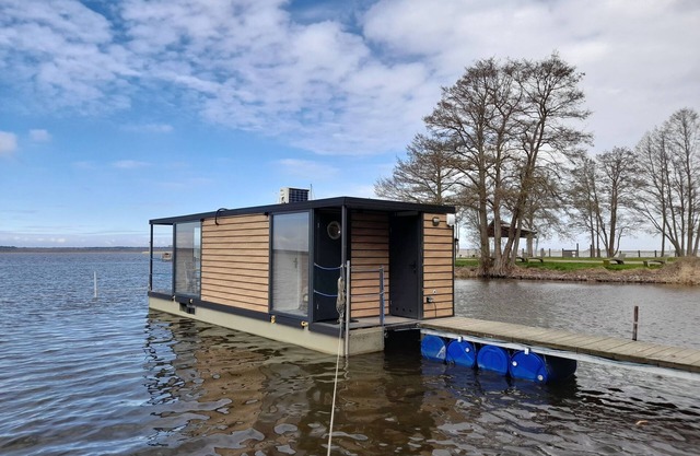 Hausboot Am See - Hausboot Am See