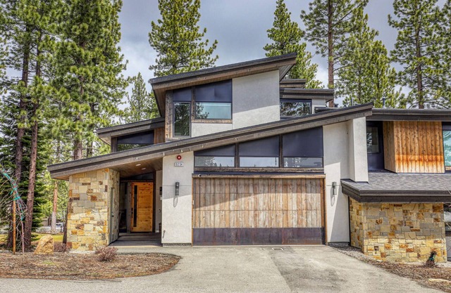 Heartwood Highview, 4 BDRM, Club Amenities Included!