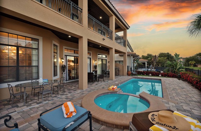 Heated Pool & Cinema in Reunion, 8MI to Disney