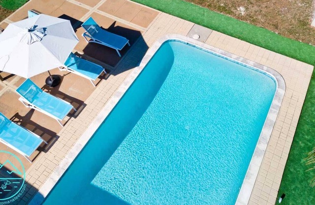 Heated Pool - Grill Family Fun - Near Anna Maria