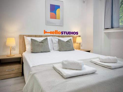Hello Studios Budget Stays Free Parking & Wifi