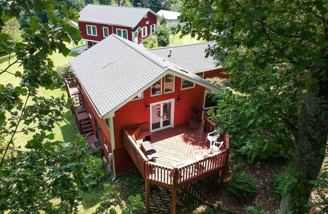 Hendersonville 'Cantrell Cottage' - Smoky Mtn View