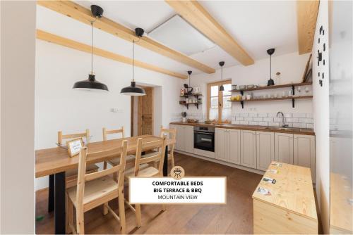 Hiša na soncu/Sun house