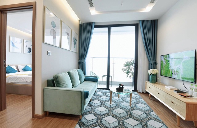 Hi.Home#2 ✩ Deluxe 2BR Apartment @ Vinhomes Metropolis