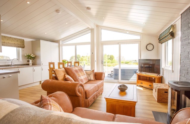 Highland Lodge - Drumcarrow Luxury Lodges