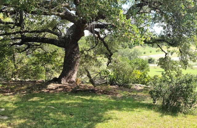 Hill Country Haute n Haus Relax and Renew