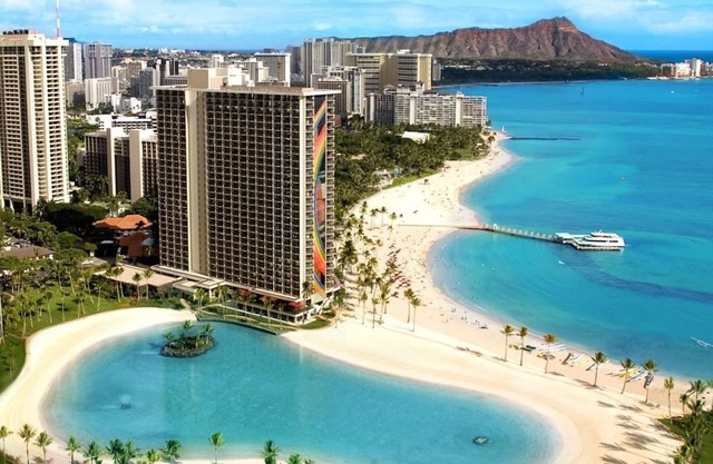 🌴 Hilton Hawaiian Village ✨ Experience Paradise in a 2 BR Oceanview-Sleeps 6