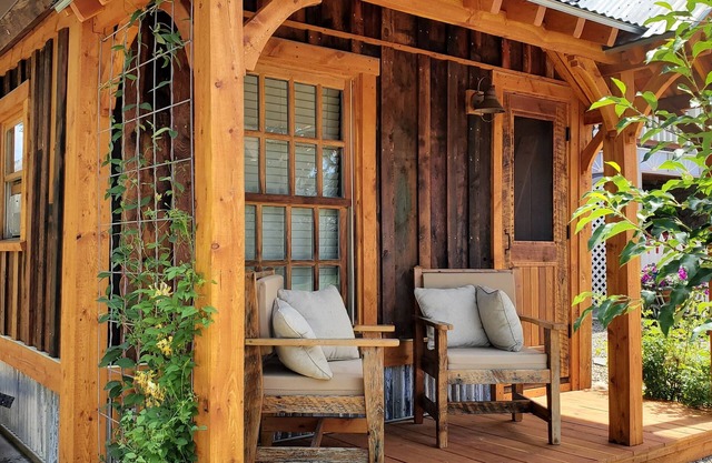 Historic C.W. Rank House Guest Cabin