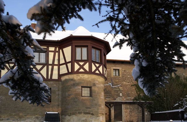 Historic manor in the Steigerwald with swimming pool and sauna