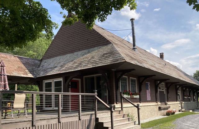 Historic railway station from 1913 full of history, views and modern amentities!