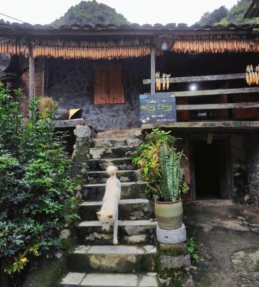 Hoàng Công Bản Giốc Homestay
