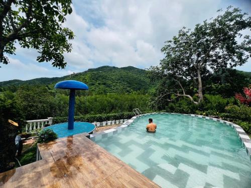 Hoa Giấy Hilltop Retreat