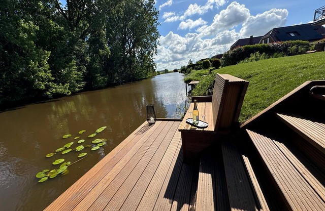 Hochwertige Neubauwohnung Direkt am Wasser!