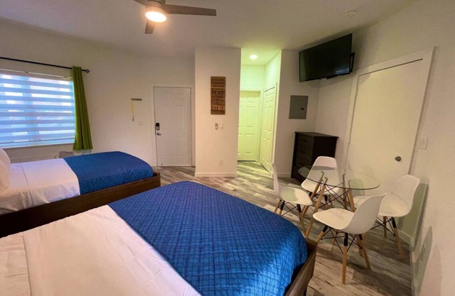 Hole-in-One Studio -Rest, Relax & Golf PGA Village