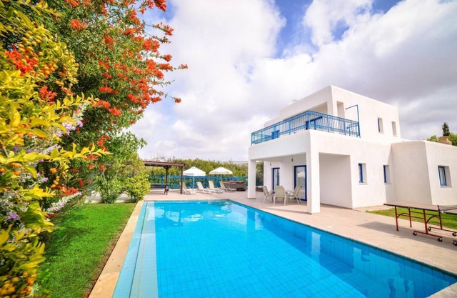 Holiday house with private pool for 6 persons approx. 150 m² in Paphos, West coast of Cyprus