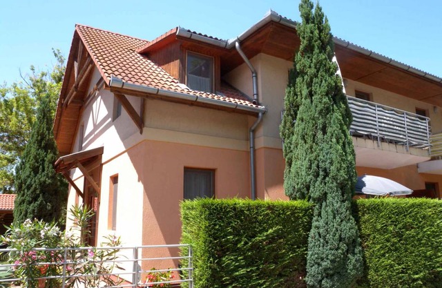 Holiday apartment only 30 meters from the beach