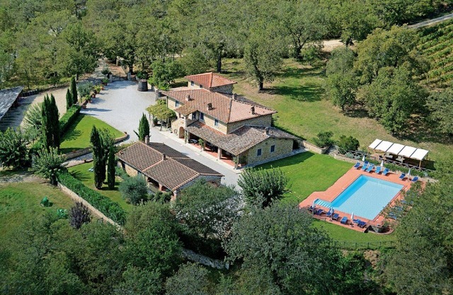 Holiday Bucine Persons Bedrooms 