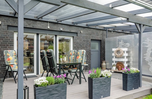 Holiday Apartment "Femeer 01" with Private Terrace & Wi-Fi
