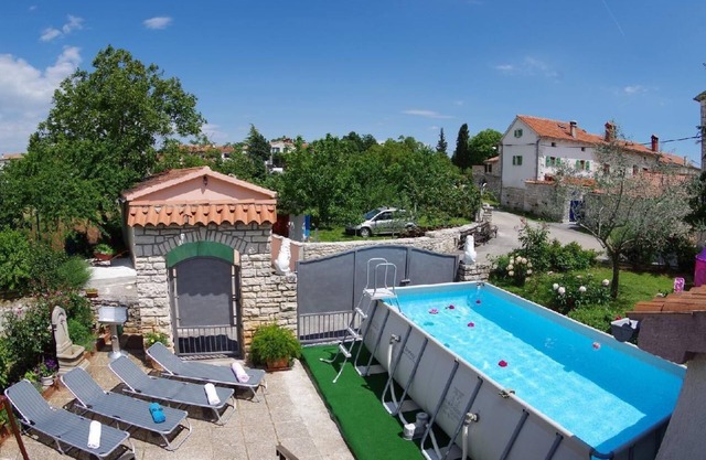 Holiday apartment Svetvinčenat for 1 - 5 persons with 2 bedrooms - Row house