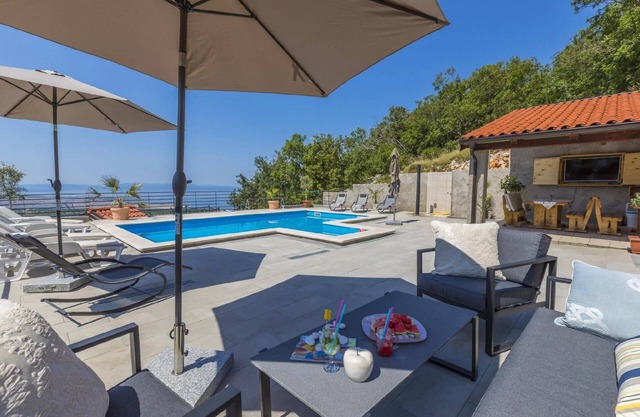 Holiday apartment Hreljin for 2 - 4 persons with 2 bedrooms - Holiday apartment