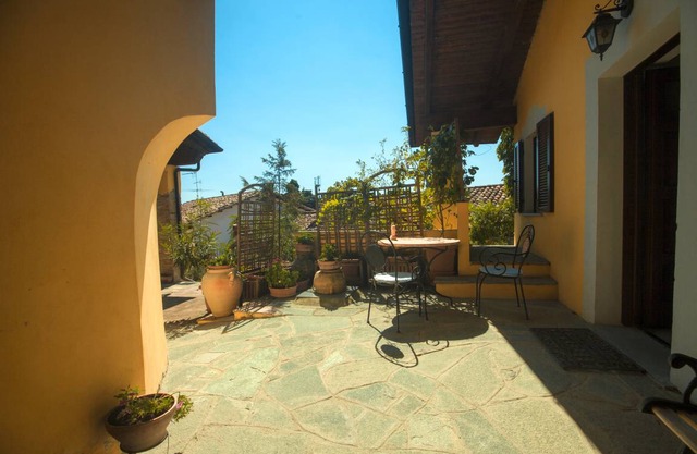 Holiday apartment Brusasco for 2 - 4 persons with 1 bedroom - Holiday apartment