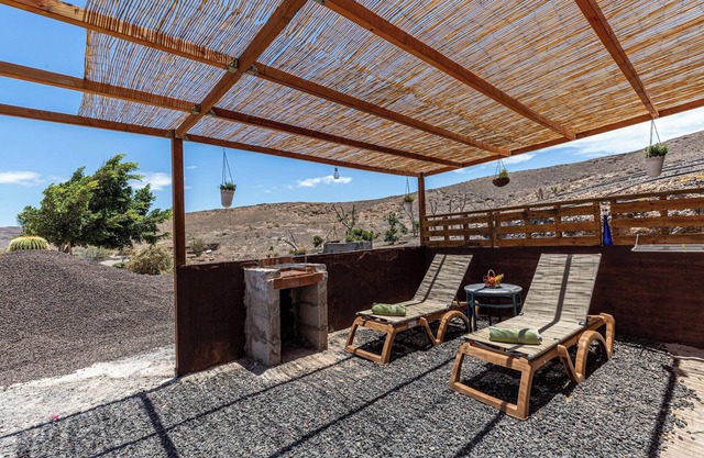 Holiday Apartment "La Fortaleza - Casa La Fuentita - Adults Only" with Mountain View