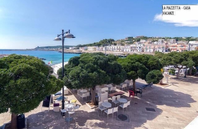 Holiday Apartment La Piazzetta - beachfront