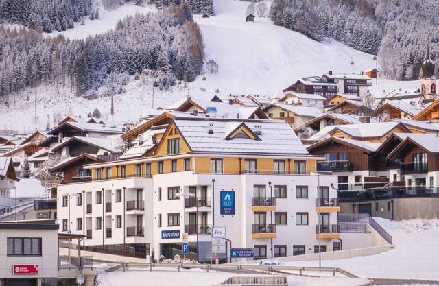 Holiday apartment near ski area