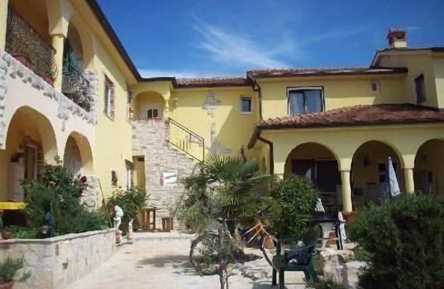 Holiday apartment Nova Vas for 1 - 3 persons with 1 bedroom - Holiday apartment in one or multi-fami