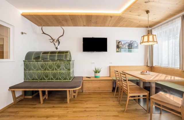Holiday Apartment "Runcac Plaies" with Mountain View, Wi-Fi & Balcony