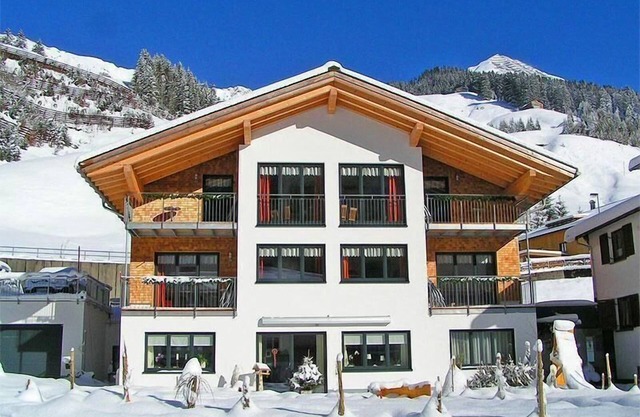 Holiday Schröcken Persons Bedrooms 