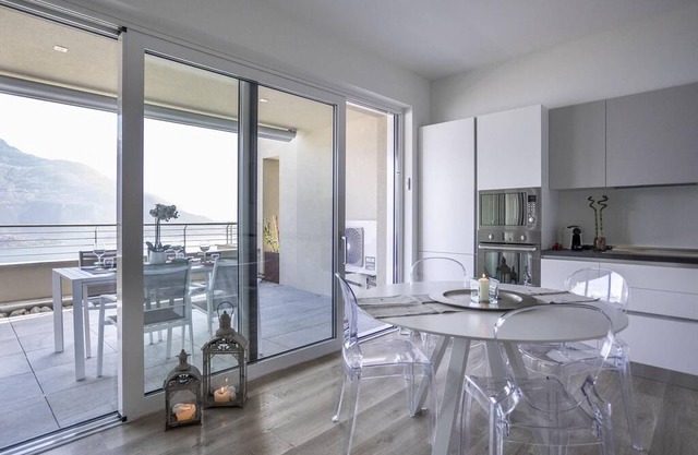 Holiday apartment Vercana for 1 - 5 persons with 2 bedrooms - Holiday apartment