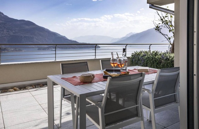 Holiday apartment Vercana for 1 - 5 persons with 2 bedrooms - Holiday apartment