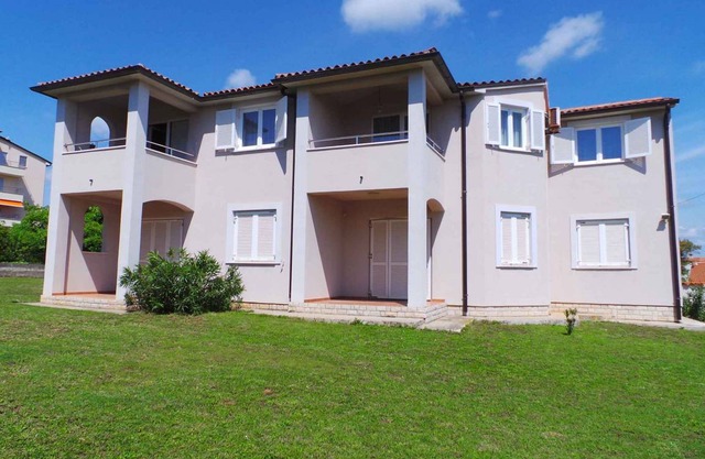 Holiday apartment with sea view