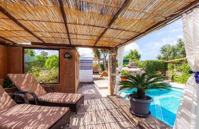 Holiday Apartment "With Rooftop Terrace Panoramic View" with Mountain View, Shared Pool and Wi-Fi