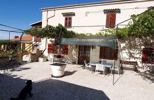 Holiday apartment with barbecue
