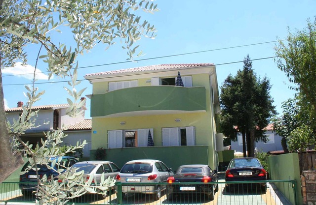 Holiday apartment with pool