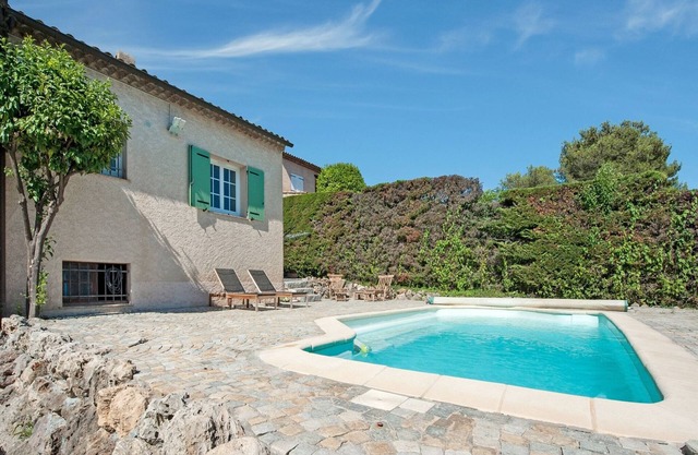 Holiday Home near French Riviera with Pool