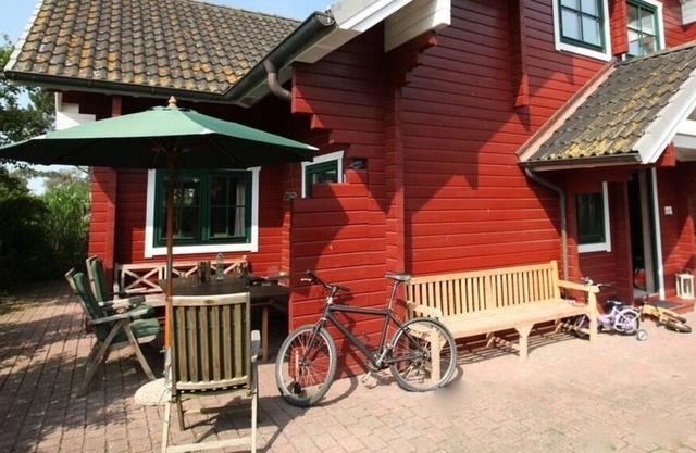 Holiday home for 7 guests with 112m² in Fehmarn OT Avendorf (95648)