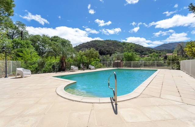 Holiday Home 6 with Mountain View, Air Conditioning
