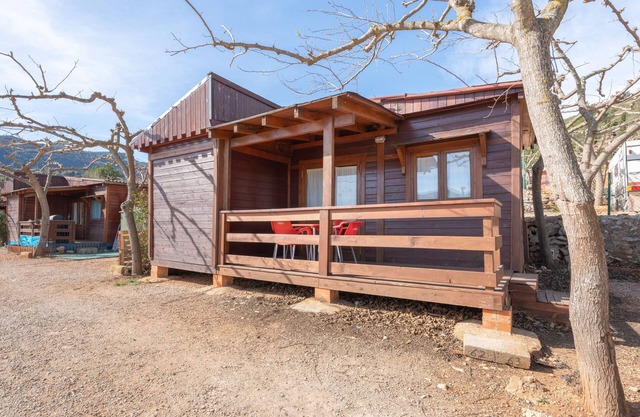 Holiday Home 'Cabaña Madera A' with Mountain View, Wi-Fi and Air Conditioning