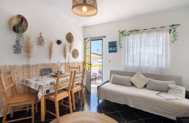Holiday Home 'Casa 2' with Shared Pool and Wi-Fi