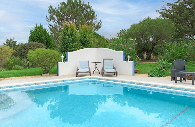 Holiday Home 'Casa Alecrim - Selão Da Eira' with Sea View, Wi-Fi and Air Conditioning