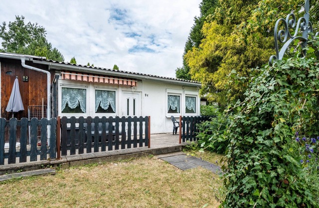 Holiday Home 'Bungalow 91' with Private Terrace and Private Garden