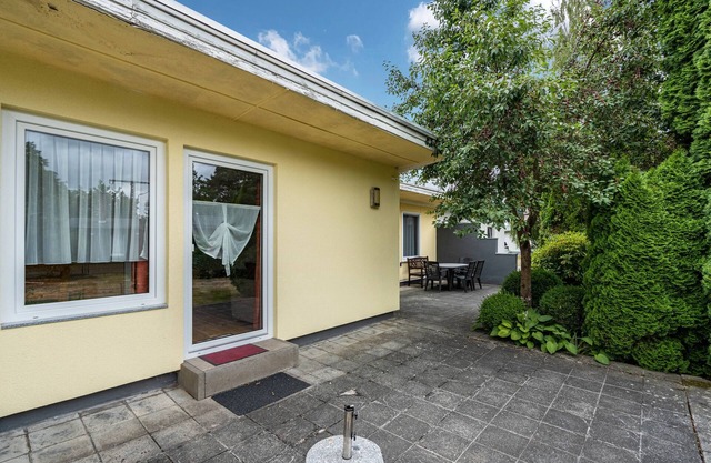 Holiday Home 'Bungalow 71' with Private Terrace and Private Garden