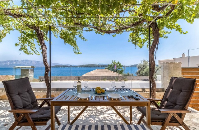 Holiday Home 'Elia Perigiali Lefkada' with Sea View, Wi-Fi and Air Conditioning